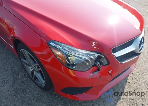 2014 Mercedes-Benz E 350 z USA, uszkodzony, nr VIN WDDKK5KF9EF262031